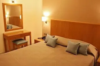Hotell Sandys And Log Psalidi (Kos)